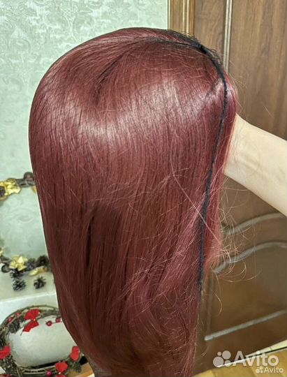 Парик бордовый