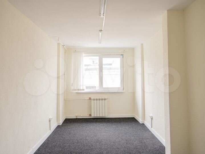 Маленький офис рядом с метро, 11 м²