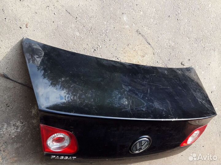 Крышка багажника Фольцьваген В6 седан