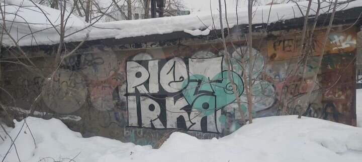 Гараж, > 30 м²