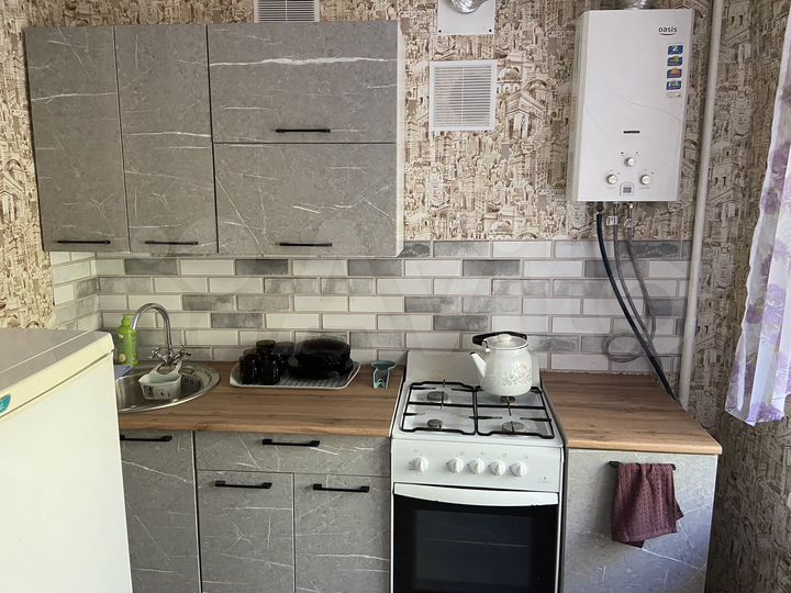 2-к. квартира, 43 м², 2/5 эт.