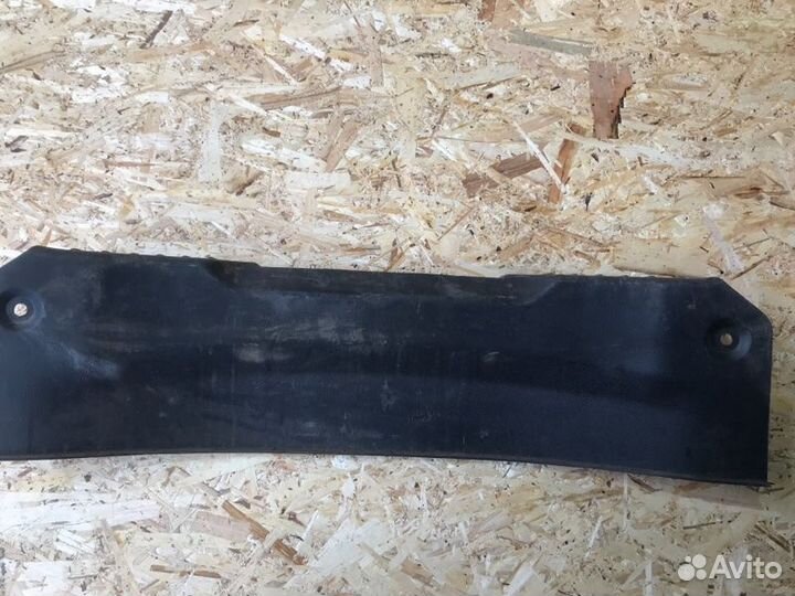 Обшивка багажника задняя Ford Focus седан iqdb