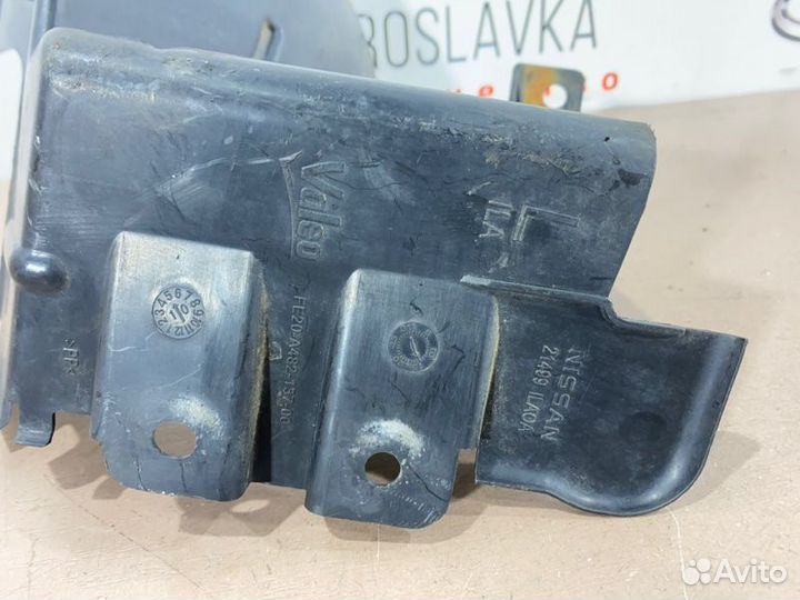 Дефлектор радиатора левый Infiniti Qx80 Qx56 Z62