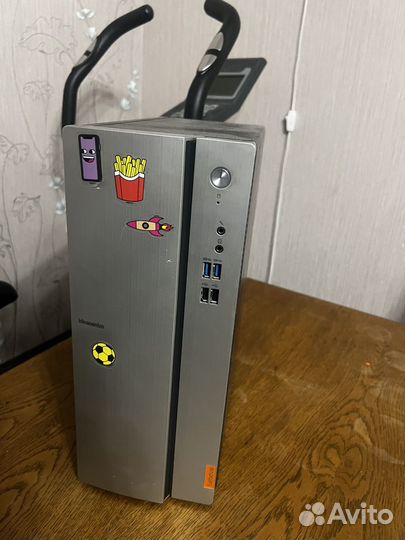 Компьютер lenovo
