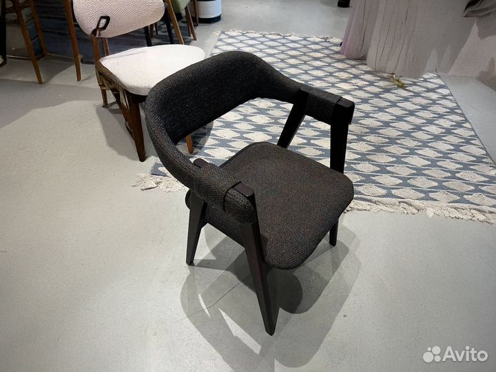 Стулья дизайнерские. Мебель от производител