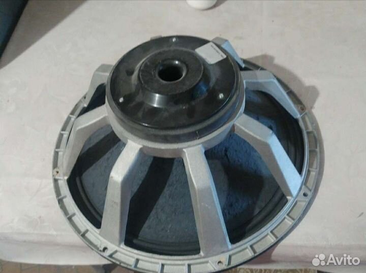 Динамики Electro voice 18 дюймов