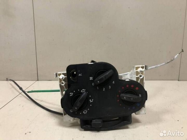 Блок управления отопителем Renault Logan 1 2005-20