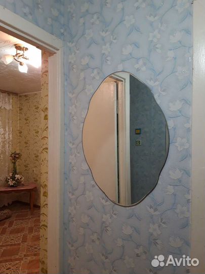 Зеркало 73х53см и 35х50см