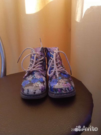 Ботинки для девочки