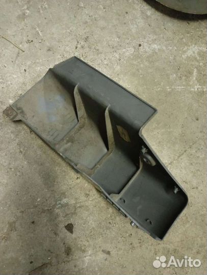 Уголок торпедо Transporter T4