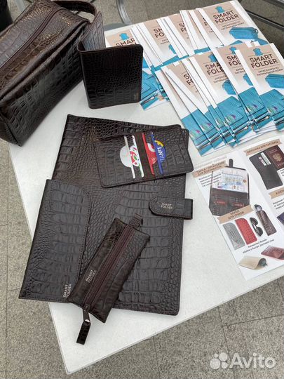 Кожаные аксессуары оптом от производителя