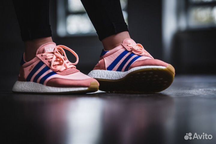 Adidas iniki hot sale pink blue