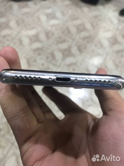 iPhone X, 64 ГБ