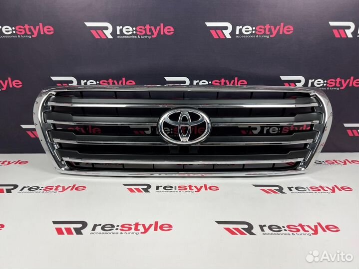 Решетка радиатора Toyota Land Cruiser 200 2м K2306