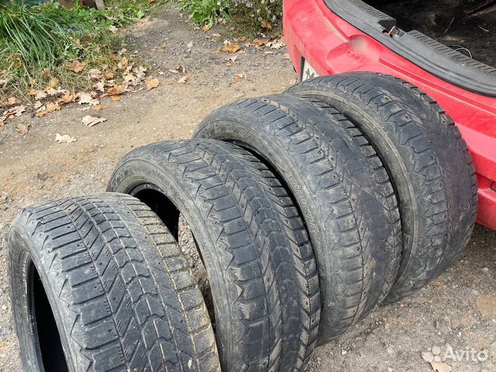Firestone Winter Force 215/55 R17 94S