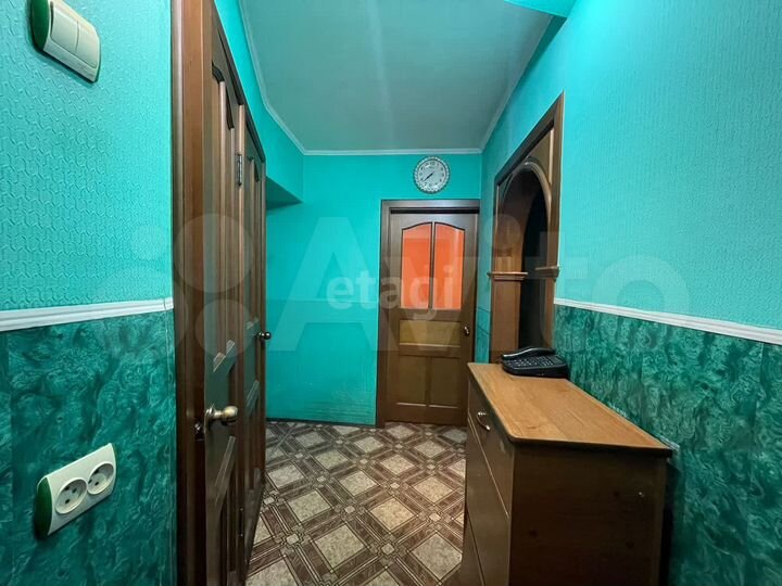 4-к. квартира, 72,9 м², 2/5 эт.