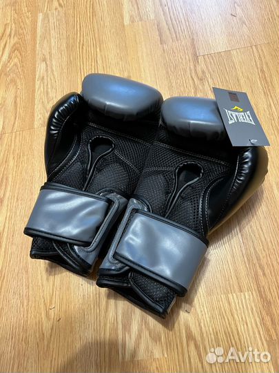 Боксерские перчатки Everlast Powerlock PU 2 Gray