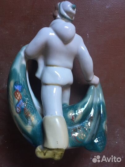 Фарфоровые статуэтки