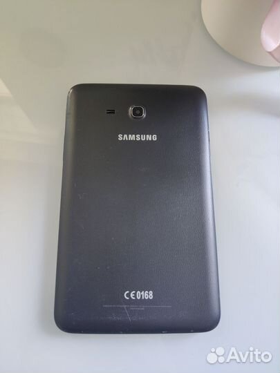 Планшет Samsung Tab 3 Lite SM-T110