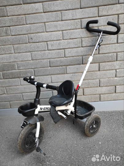 Детский трехколесный велосипед