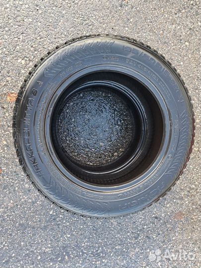 Dunlop SP Winter Ice 02 185/65 R15 92T