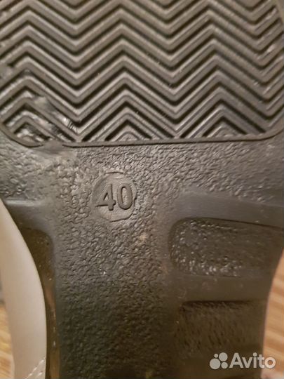 Лыжные ботинки