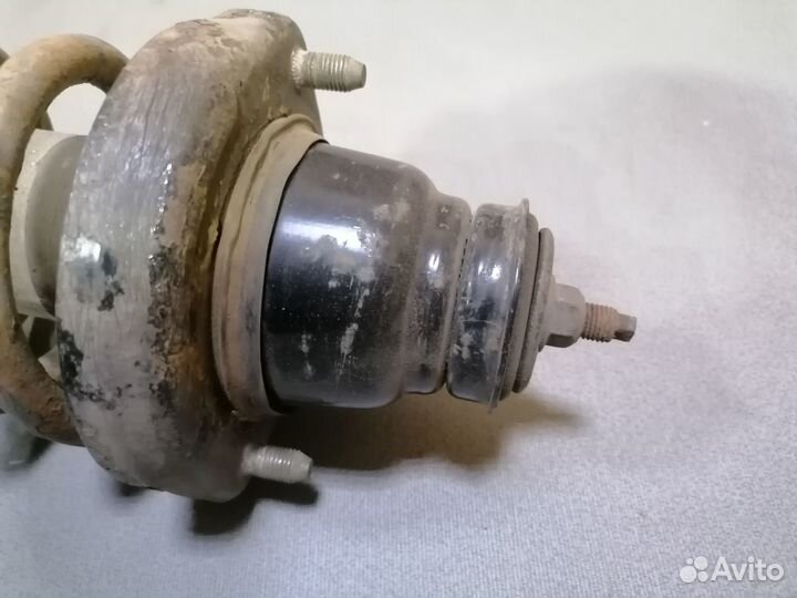 Амортизатор задний Honda Accord IV 1990-1993