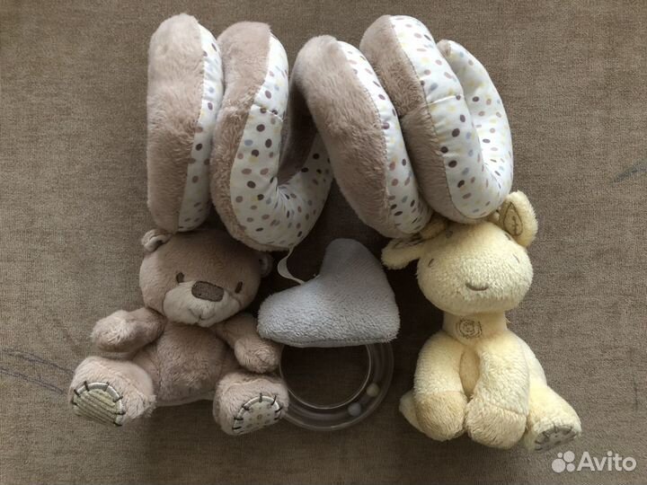 Игрушки для малышей 0+