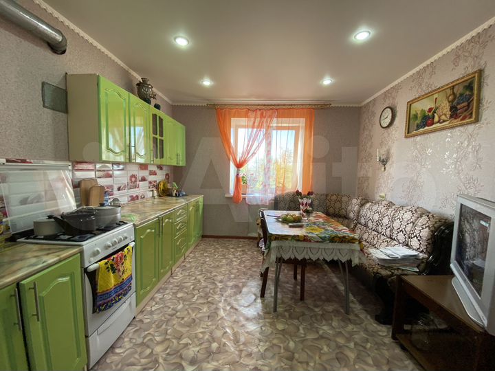 4-к. квартира, 77 м², 3/3 эт.