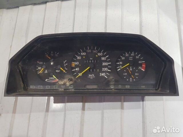 Панель приборов Mercedes-Benz Е Class W124