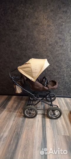 Коляска детская Riko Basic Bella Classic 2 в 1