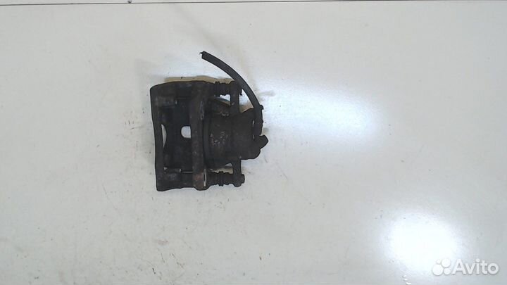 Суппорт Nissan Note E11, 2008