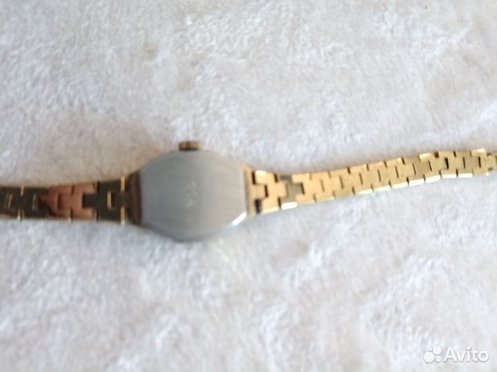 Часы наручные