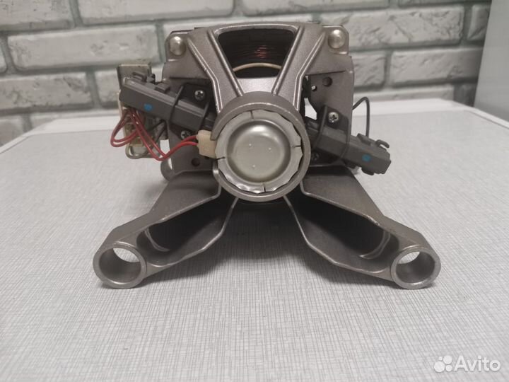 Мотор для стиральной машины Candy MCA38/64-148/CY1