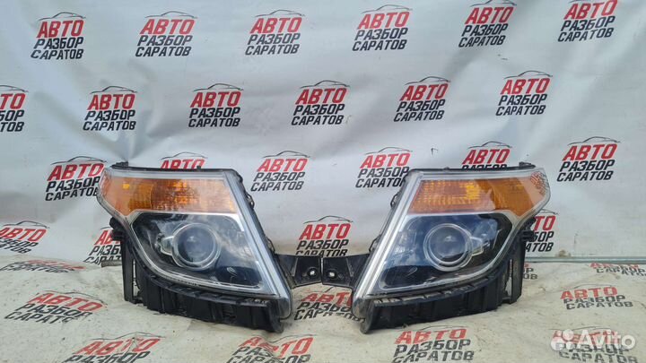 Фара правая Ford Explorer 5