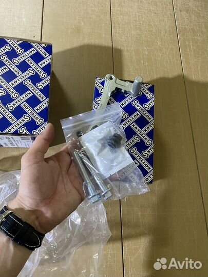 Stellox, Скоба тормозного суппорта зад. Outlander