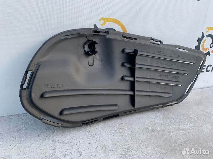 Накладка бампера Mercedes W205 A2058854023
