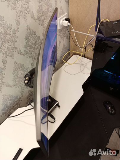 Монитор Samsung C32JG54QQI 2к 144г