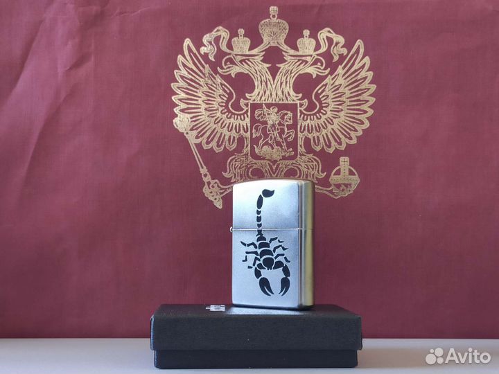 Зажигалка Zippo Scorpion Black 205