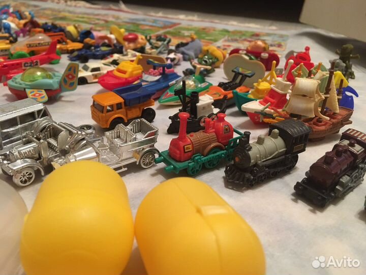 Игрушки Kinder surprise из 90х