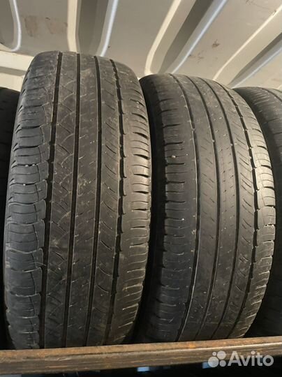 Michelin Latitude Tour HP 215/70 R16