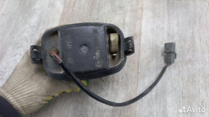 Фара противотуманная Mitsubishi Carisma DA 1999