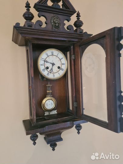 Часы настенные Junghans Германия