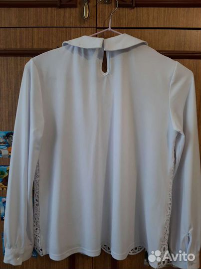 Блузка белая