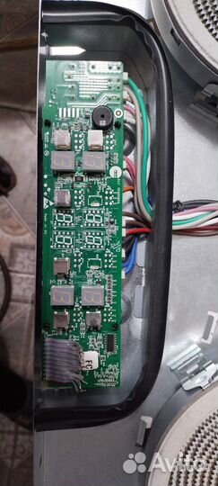 Электрическая варочная панель Candy CH64CCB