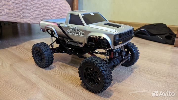 Радиоуправляемая модель краулера