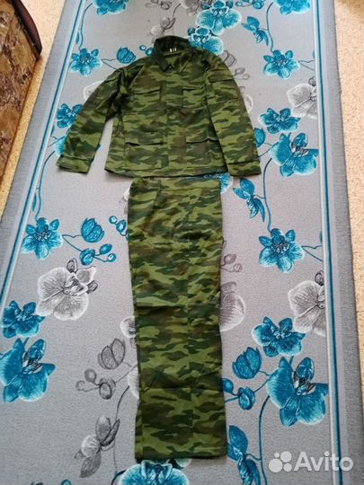 Военно-полевой костюм 