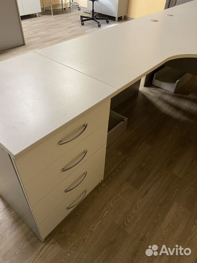 Офисная мебель