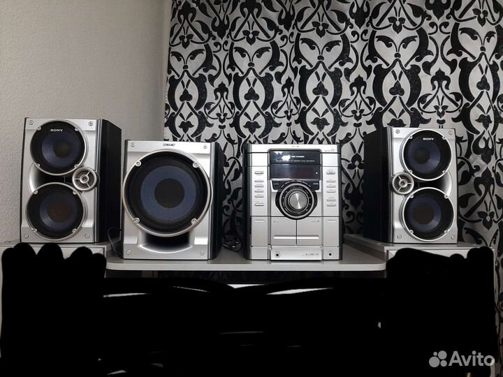 Музыкальный центр sony