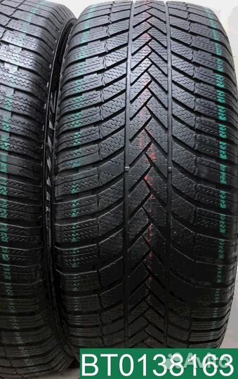 Bridgestone Blizzak LM005 RFT 255/55 R19 111V